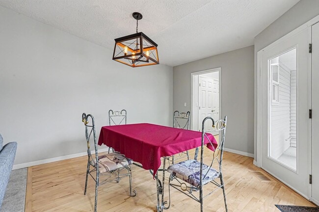 Building Photo - 4023 N Bayou Ln