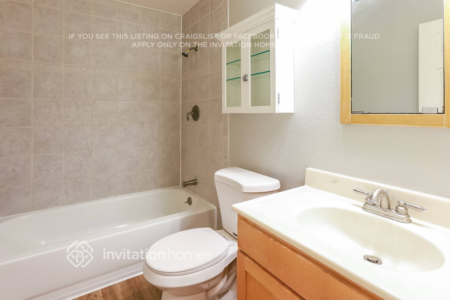 Building Photo - 160 Lakehurst Dr