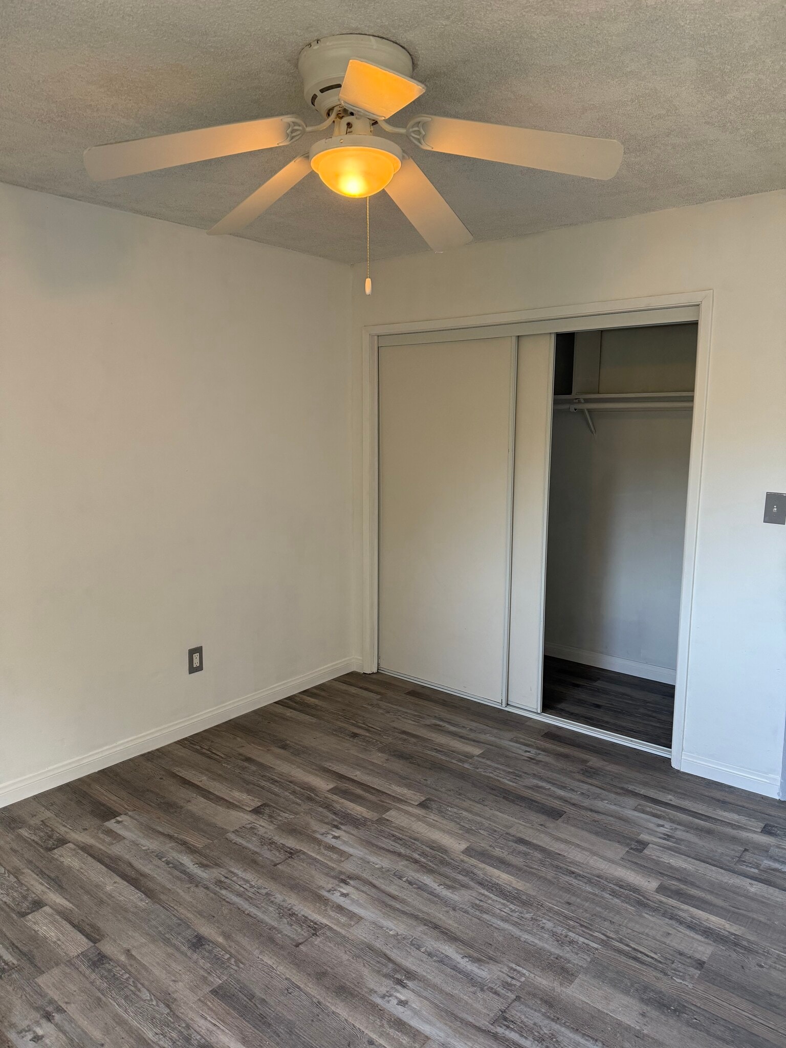 Back bedroom - 4215 11th St