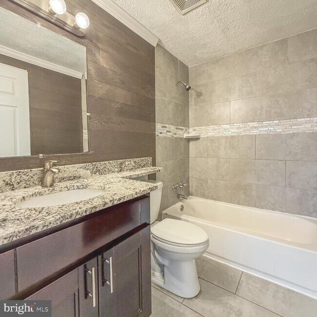 Building Photo - 205 Biddle Rd