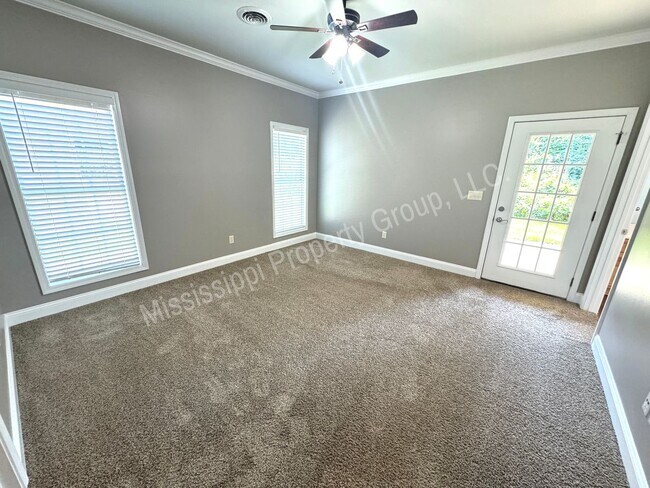 Building Photo - 3BR/2.5BA For Rent