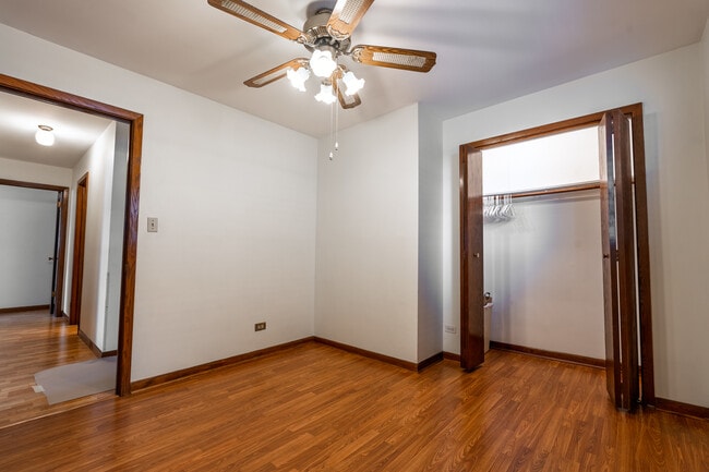 Building Photo - 4617 Grove Ave