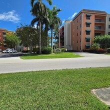 Building Photo - 1640 Presidential Way