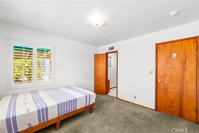 Building Photo - 454 N Shattuck Pl