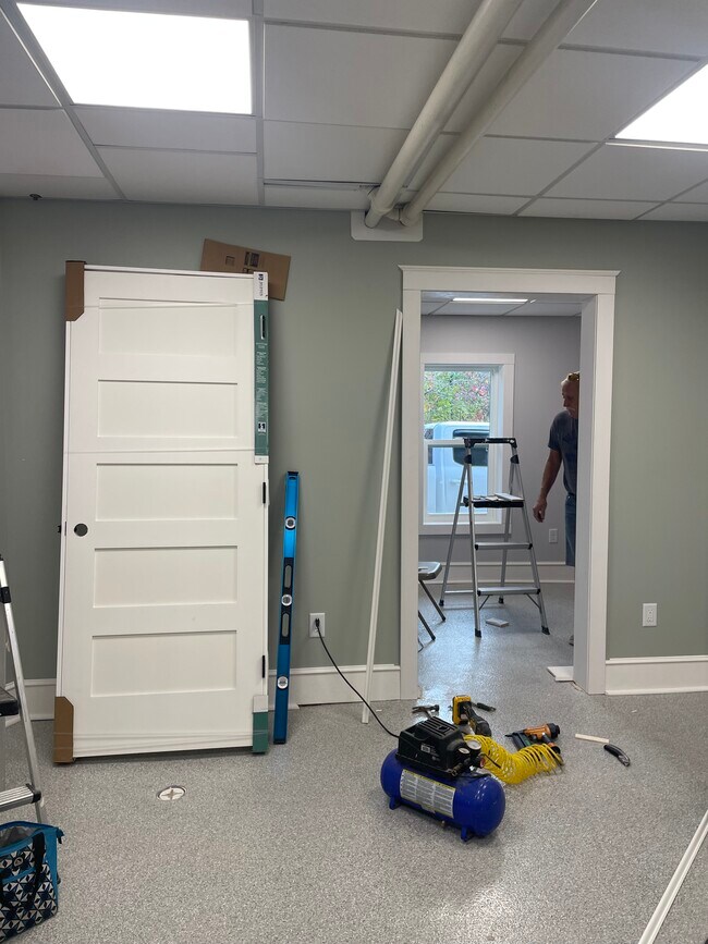 Unit 3 - 1826 E Superior St