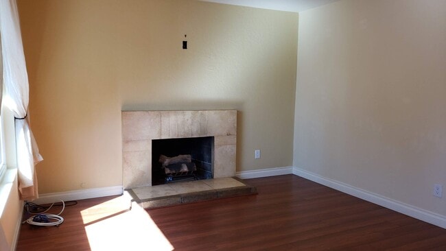 Building Photo - Charming Sorrento Mesa Home