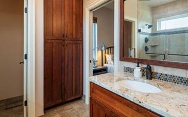 Building Photo - 3 Bedroom house in Ranch Club neighborhood