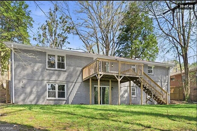 Building Photo - 1819 Caribaea Trail SE