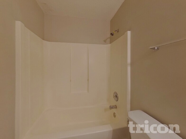 Building Photo - 5392 Vanity Joys Ln