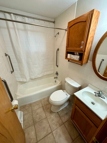 Building Photo - 638 Englewood Ave