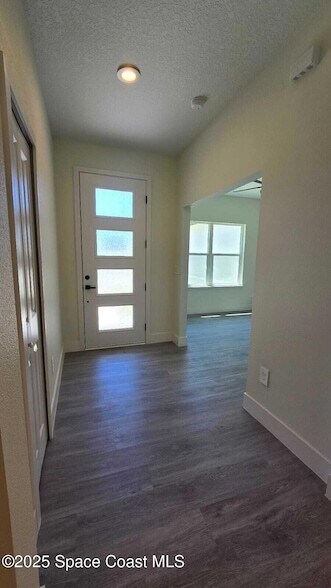 Building Photo - 2966 Pomello Ave SW