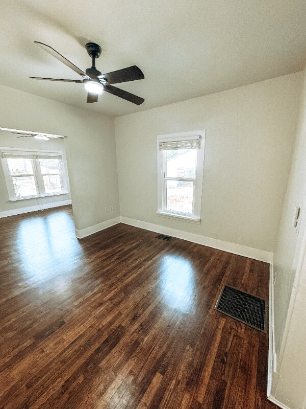 Building Photo - 309 N Dubellette St