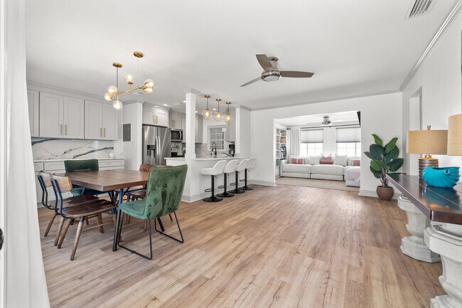 Primary Photo - 11225 2nd St E