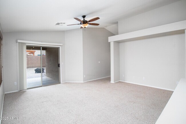 Building Photo - 3717 W Santa Cruz Ave