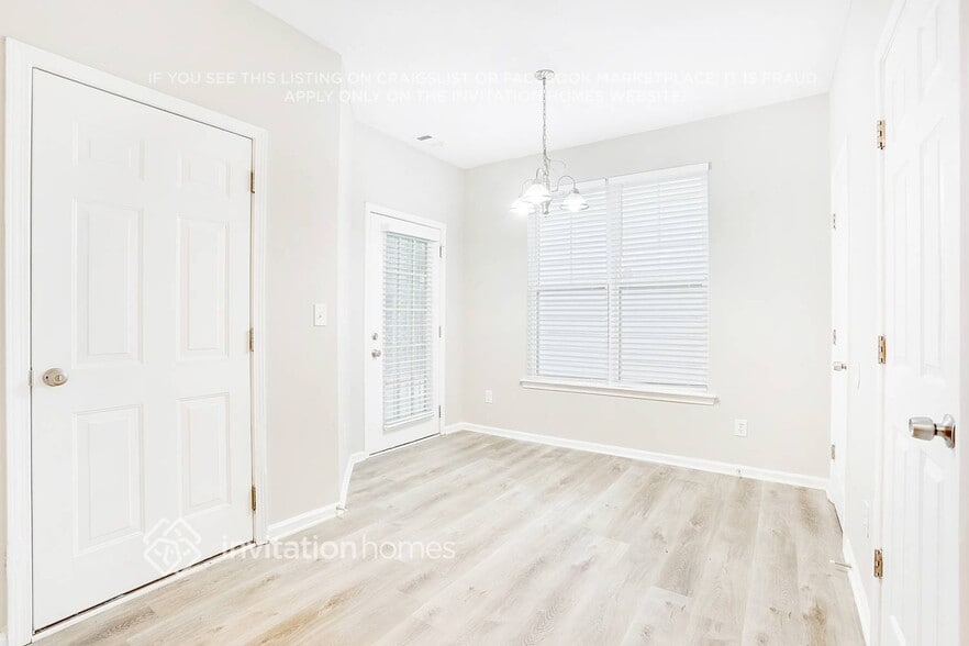 Building Photo - 1804 Laurel Green Way