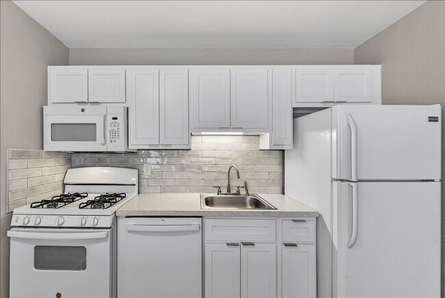 Building Photo - The Penthouse