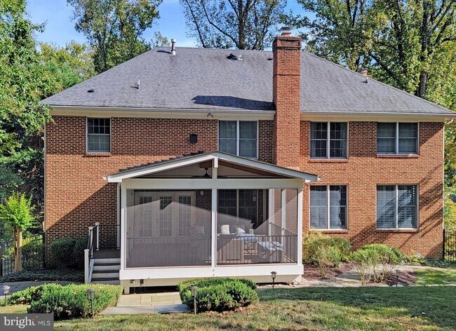 Building Photo - 1854 Valley Wood Rd