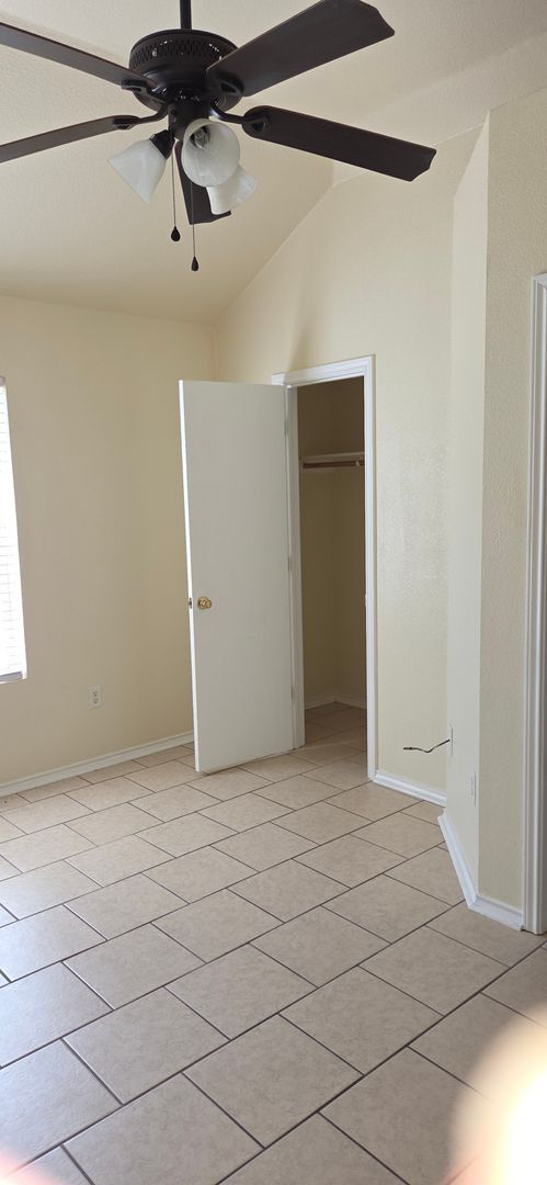 Building Photo - 4406 Jeff Scott Dr
