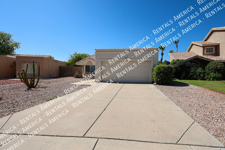 Building Photo - 12240 S 45th St