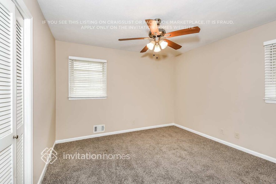 Building Photo - 2279 Eastwood Dr SW