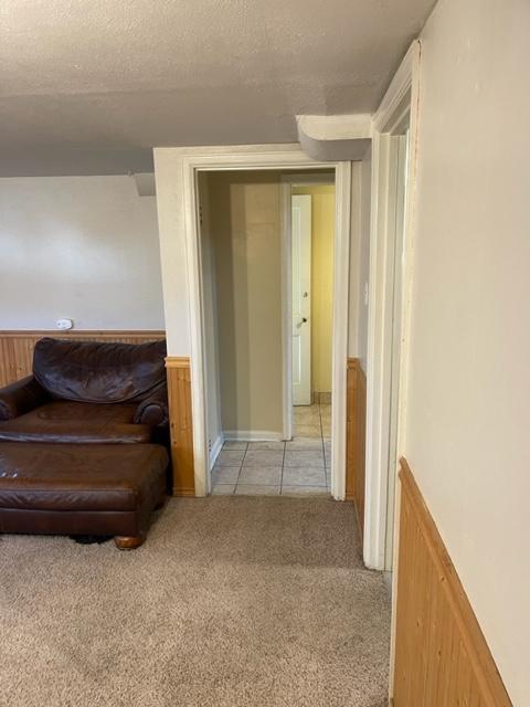 Building Photo - 842 1/2 Yellowstone Ave