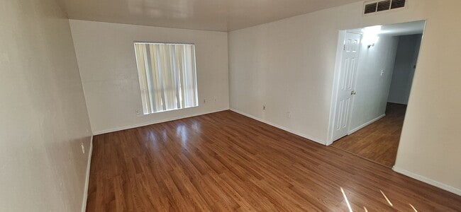 Building Photo - Price reduced! 3-Bedroom Condo in Pinon Sp...