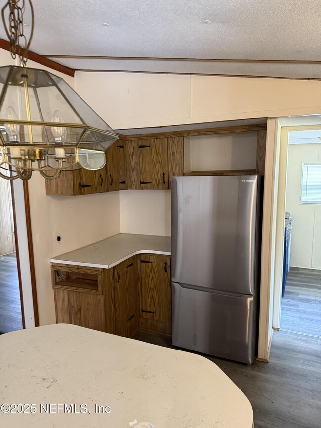 Building Photo - 3255 CR 208