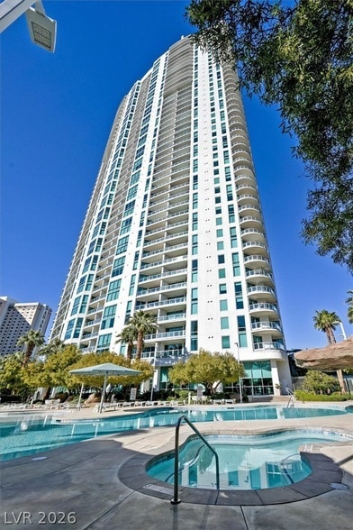 Building Photo - 222 E Karen Ave