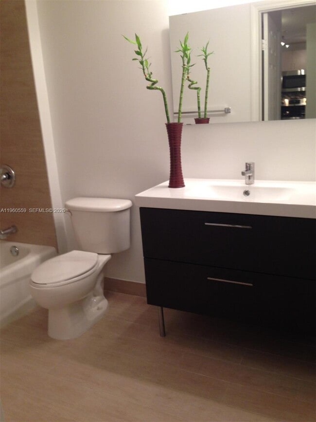 Building Photo - 50 Menores Ave