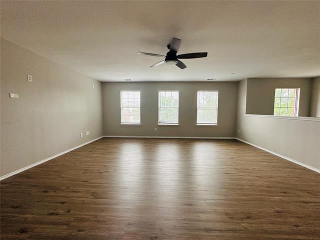 Building Photo - 7233 Lindentree Ln