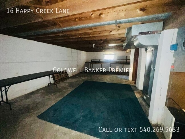 Building Photo - 16 Happy Creek Ln