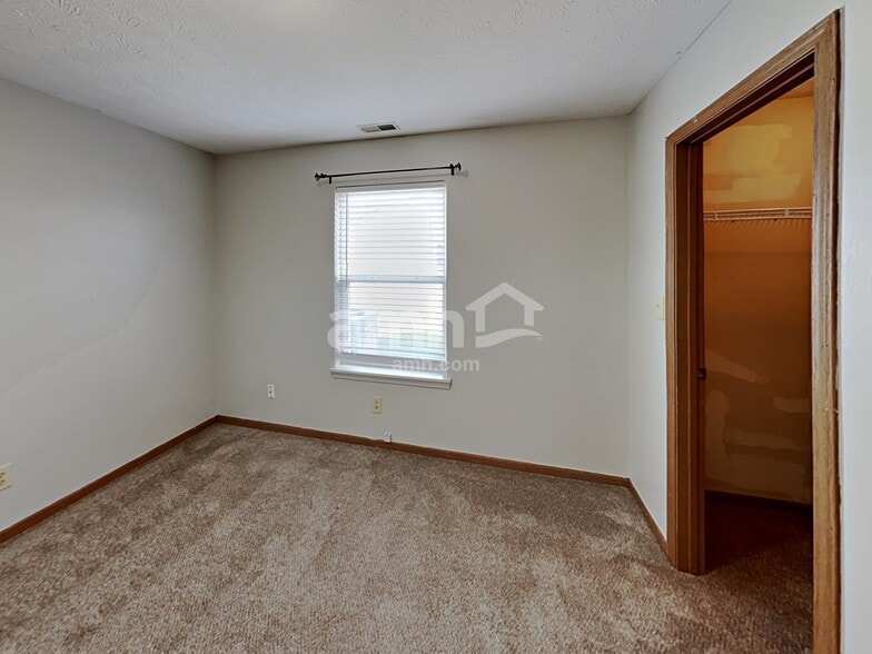 Building Photo - 1168 Fielding Ln