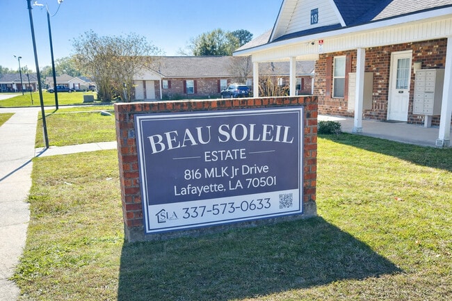 Building Photo - Beau Soleil Estate