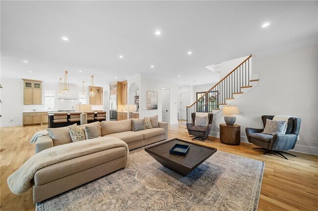 Building Photo - 1381 Wessyngton Rd NE