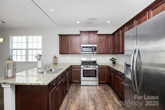 Building Photo - 6828 Pennyroyal Wy