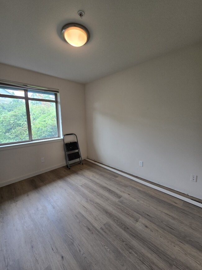 Building Photo - 2184 Yakima Ct