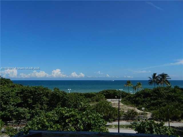 Building Photo - 501 E Dania Beach Blvd