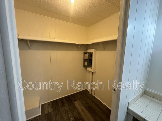 Building Photo - 941 Citrus St