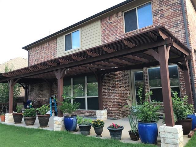 Building Photo - 2320 Lynbridge Cir