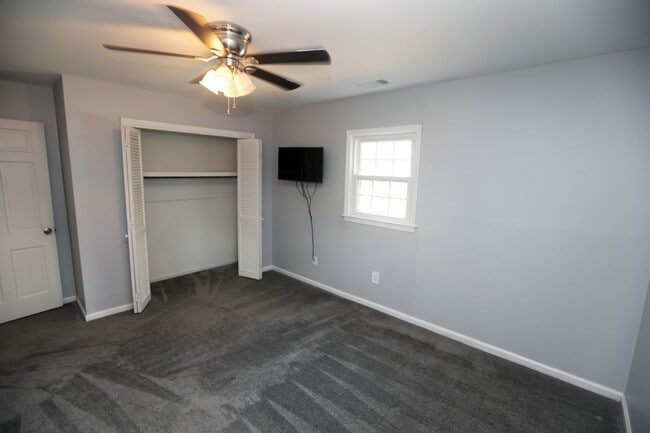 Building Photo - 3710 Winkfield Pl