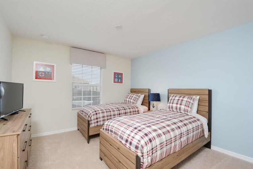 Building Photo - 4815 Brier Rose Ln