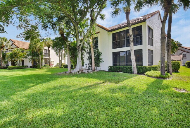 Building Photo - 7884 Seville Pl