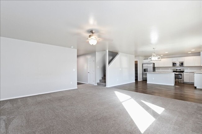 Building Photo - 2044 Kodiak St