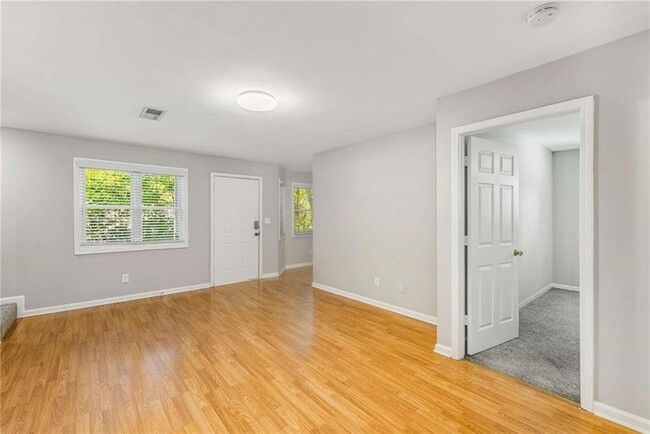 Building Photo - 1738 Taylor St NW