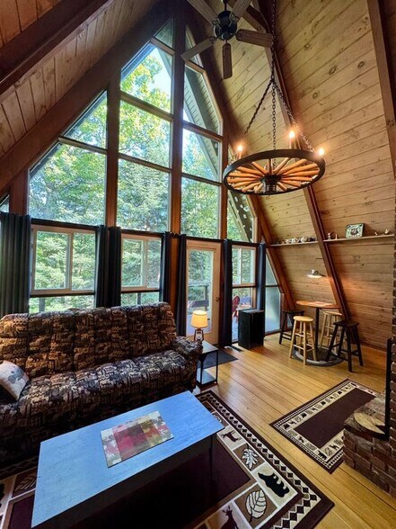 Building Photo - 41 Millers