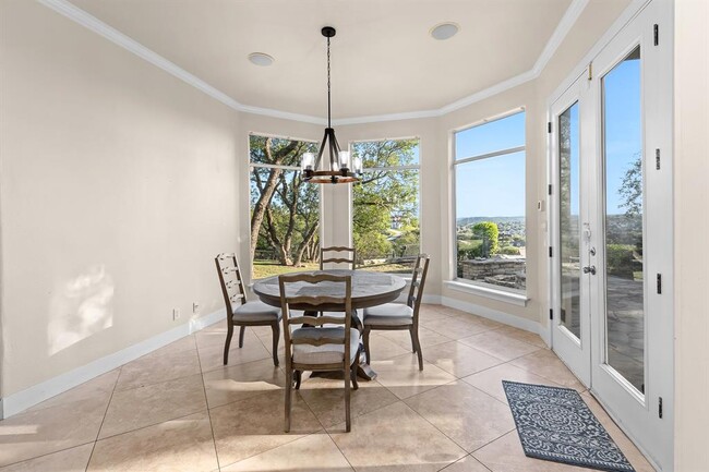 Building Photo - 1400 Camelback