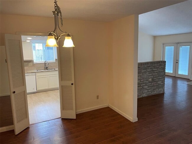Building Photo - 5314 Atascocita West Trail