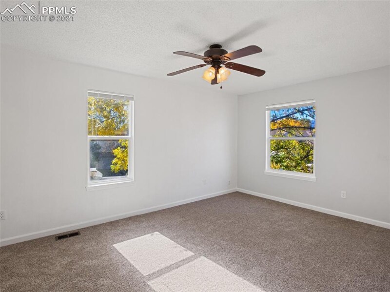 Building Photo - 1310 Firefly Cir