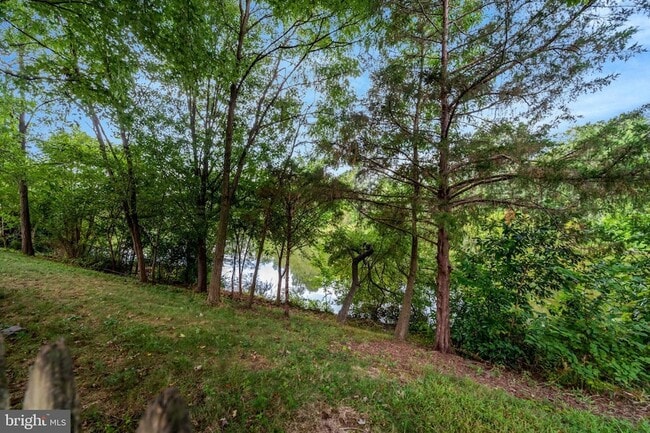 Building Photo - 26161 Rachel Hill Dr