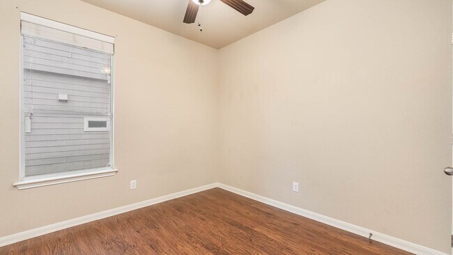 Building Photo - 209 Ranch House Rd